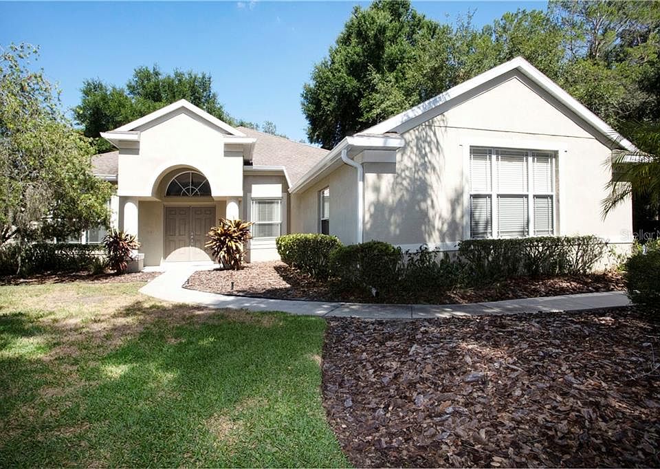 1st image of 409 Forest Breeze Ave