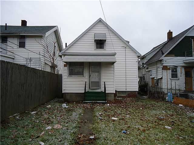 2nd image of 127 Essex St
