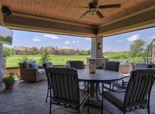 5829 W 137th St, Overland Park, KS 66223