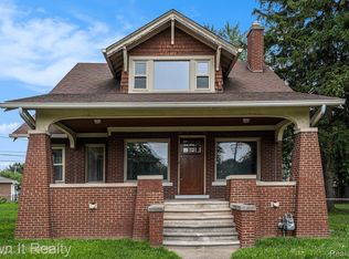 23694 Ann Arbor Trl, Dearborn Heights, MI 48127