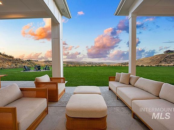 3rd image of 6534 N High Valley Way