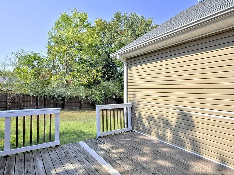 404 Leslie Wood Dr — Photo 49