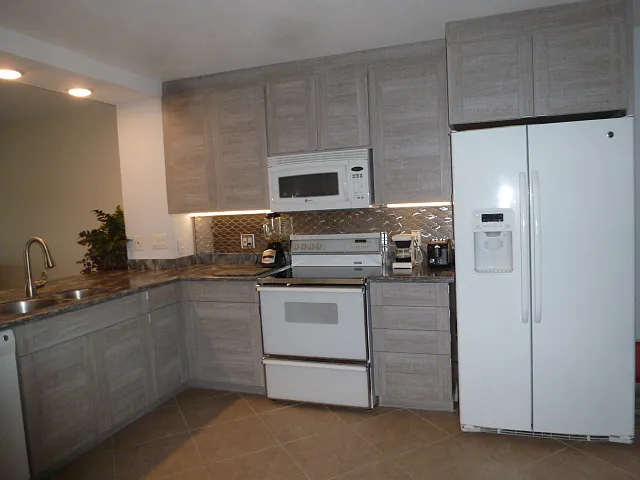 18304 Gulf Blvd #210 — Photo 6