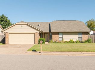 6 N Grand Fork Dr, Edmond, OK 73003