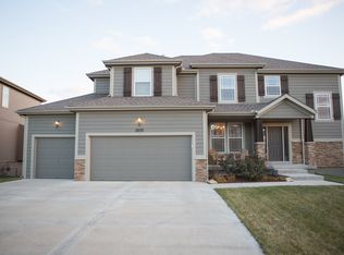2275 W Concord Dr, Olathe, KS 66061