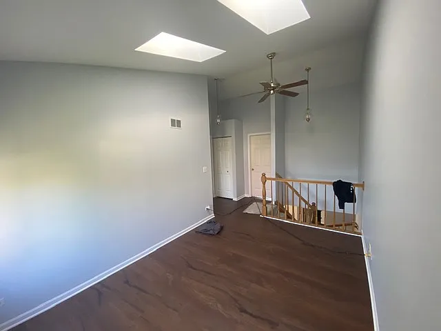 209 N Southport Rd — Photo 12