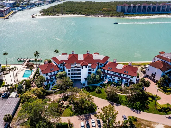 103 La Peninsula Blvd #103, Naples, FL 34113