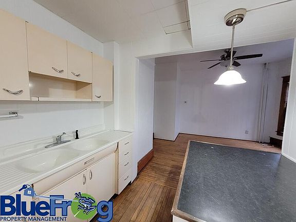 5th image of 408 W Picnic St #1