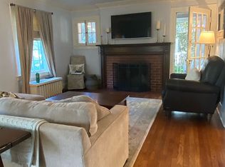 3076 Warrington Rd, Shaker Heights, OH 44120