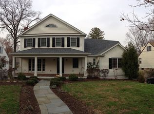 930 The Pkwy, Mamaroneck, NY 10543