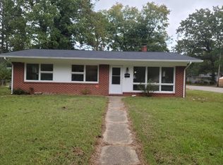 1947 Fort Rice St, Petersburg, VA 23805