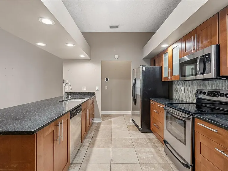 3632 Cold Creek Dr — Photo 12