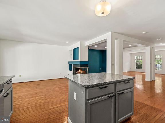 5th image of 2702 Curzon Ct