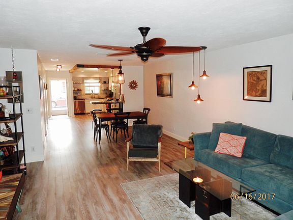 2nd image of 1470 SW 25th Way #E 10