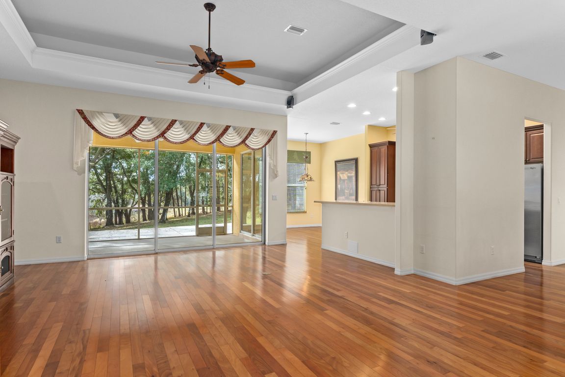 next background image