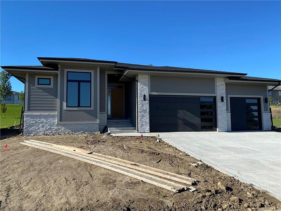 1st image of 650 Belmont Blvd