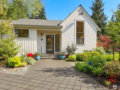 2327 NE 127th Street #B, Seattle, WA, 98125