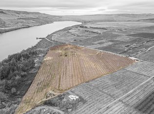 472C Jack Wells Rd #C, Bridgeport, WA 98813