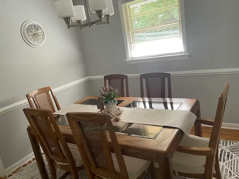 731 Sherman Dr — Photo 7