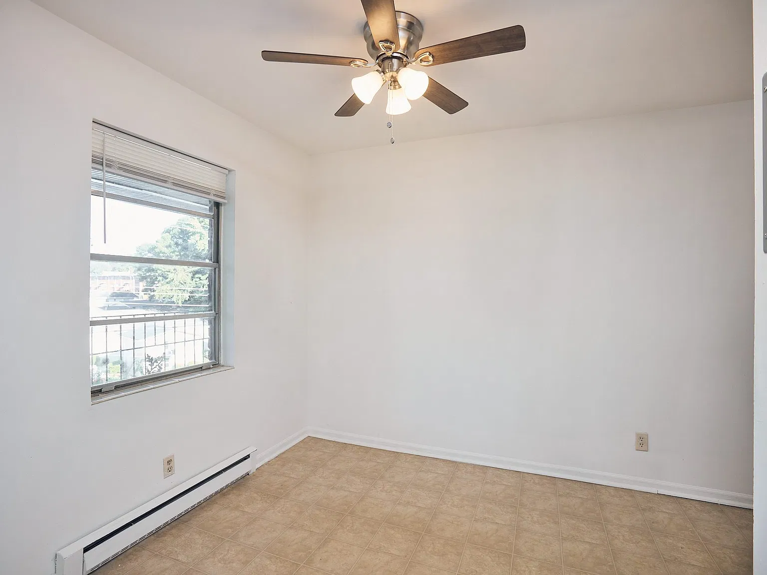 1214 Woodland Avenue Northeast - Unit 8 — Photo 3