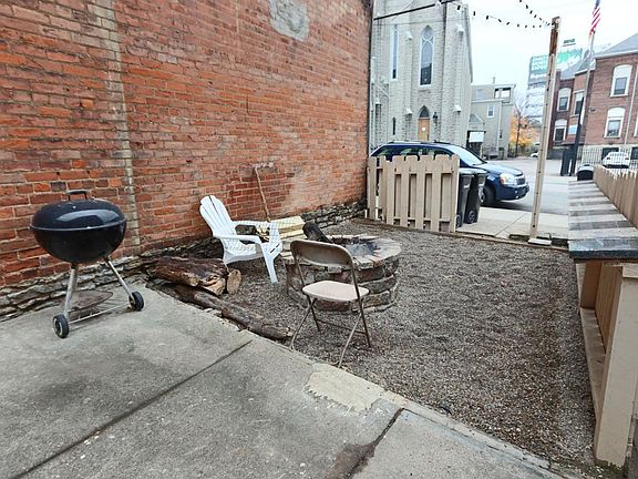 2nd image of 1046 Marshall Ave