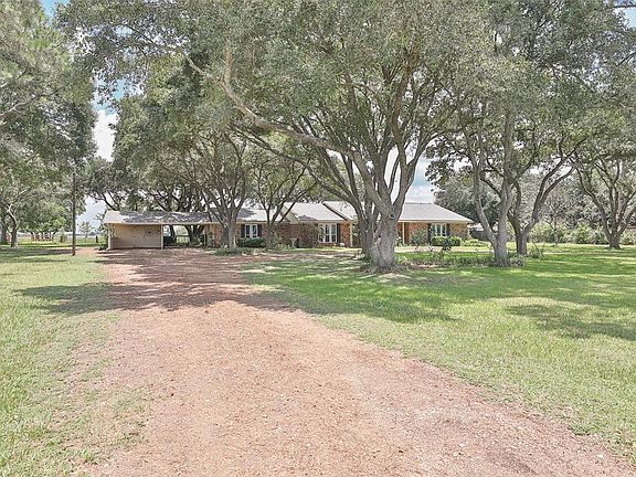 3rd image of 444 County Road 214