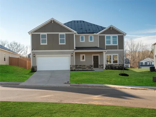 1042 Hillcraft Dr, Greer, SC 29651