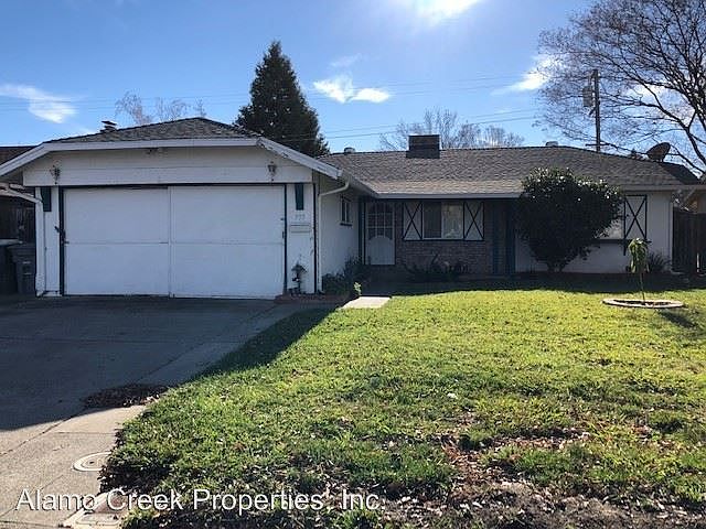 1st image of 555 Elder St