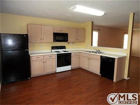 5th image of 5225 Newcastle Ln
