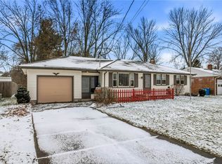 250 E Manor Ave, Struthers, OH 44471