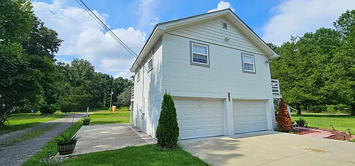 7348 Highmarket St Photo 1