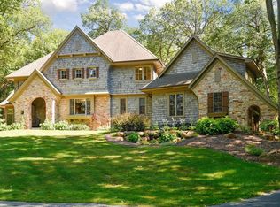 20695 Spencer Ln, Shorewood, MN 55331