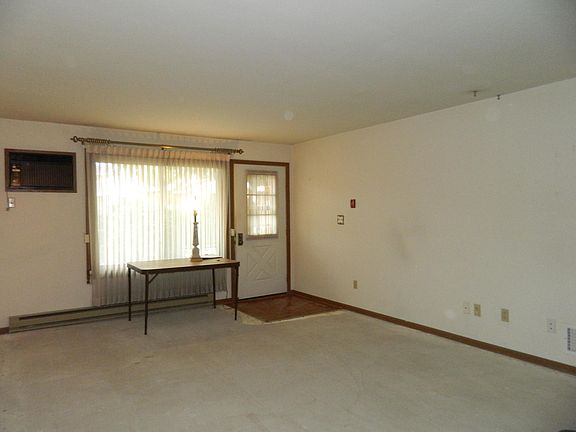 3rd image of 4453 S Greenridge Cir #4453