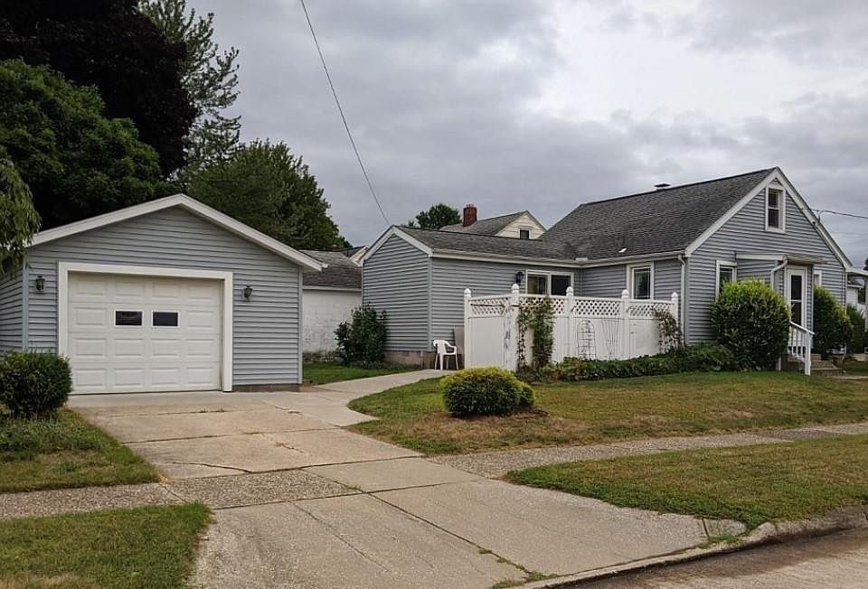 1st image of 2203 Haybarger Ave