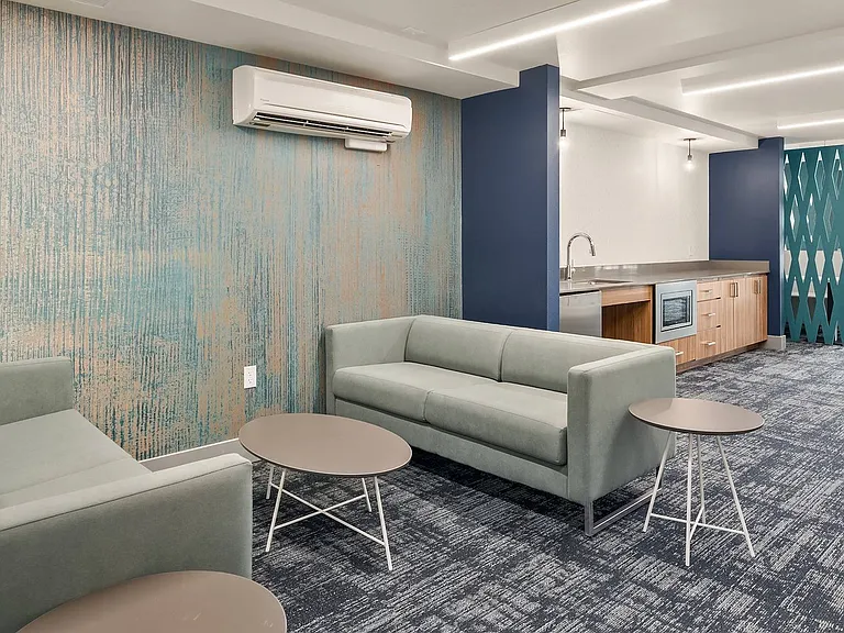Business Center 3
