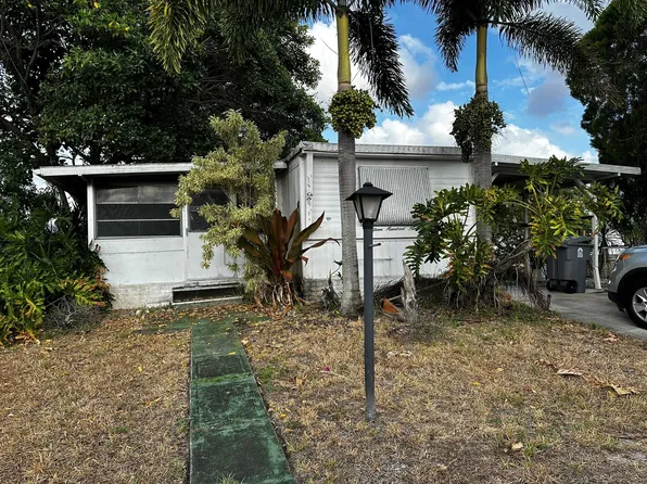 1590 SW 65th Terrace, Boca Raton, FL 33428