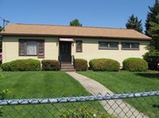 743 Sweinhart Rd, Boyertown, PA 19512