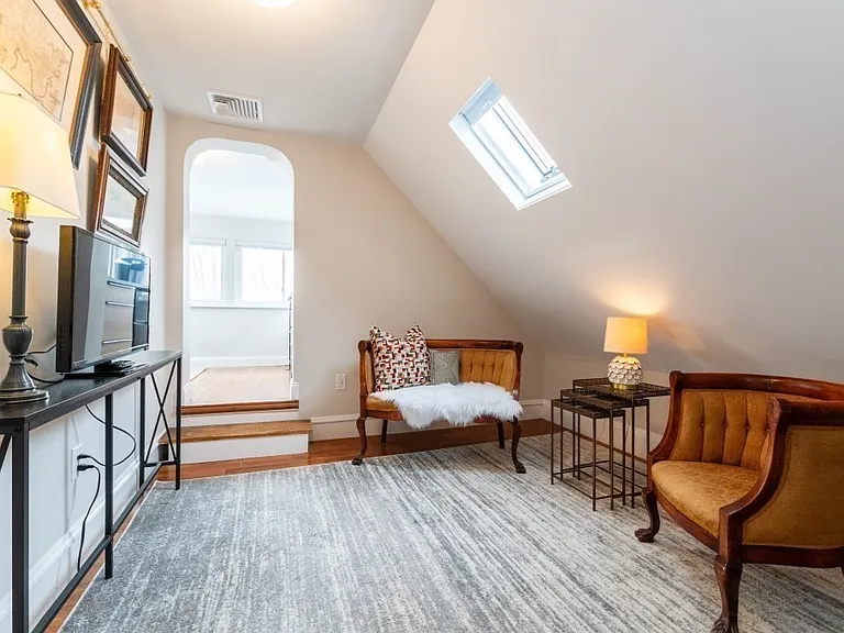 26 Clark St #2 — Photo 18