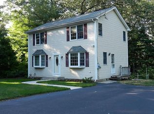 176 Ridge Rd, Smithfield, RI 02917