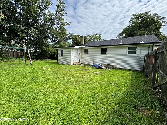 2nd image of 410 2nd Ave Unit C