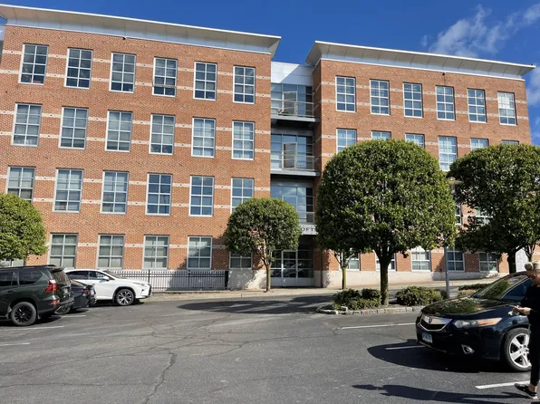 10 Ann St, Norwalk, CT 06854