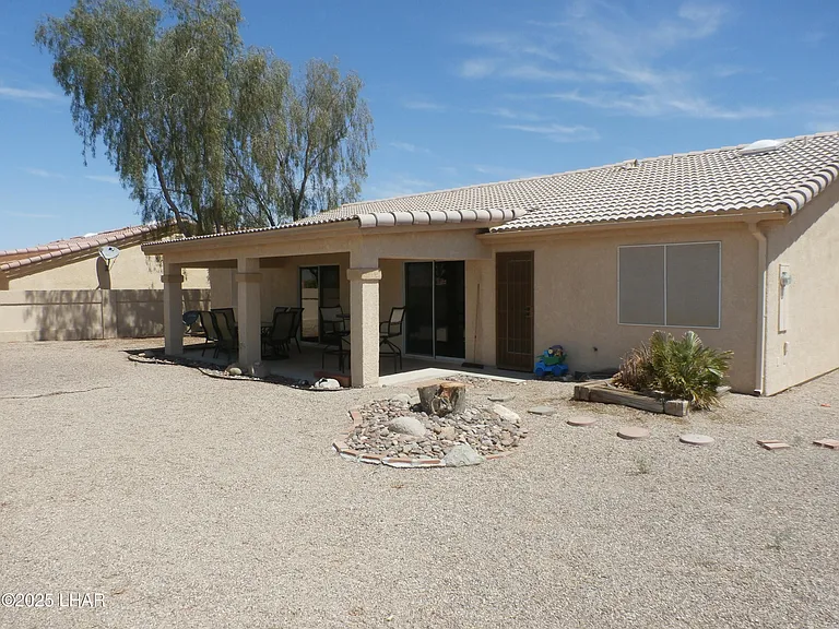 2304 Buckingham Blvd — Photo 25