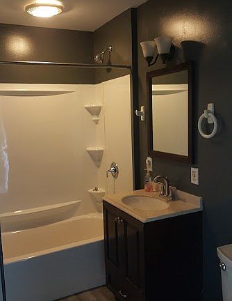 4th image of 427 Katherine Ave