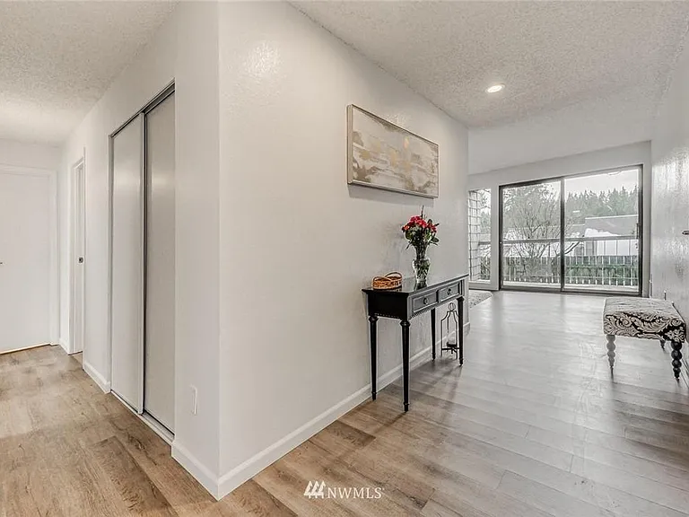13820 NE 65th St #537 — Photo 4