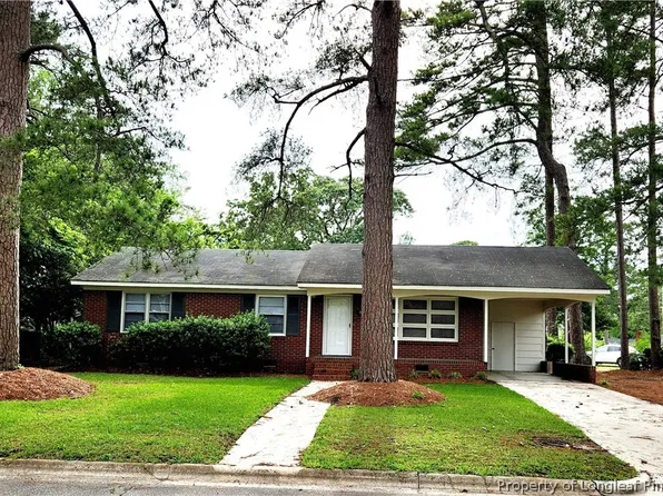 2003 N McMillan Ave, Lumberton, NC 28358