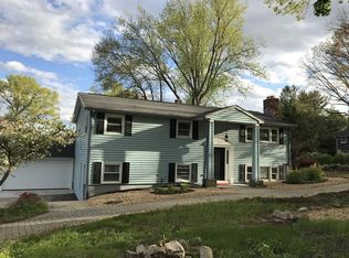 31 Airport Rd, Dudley, MA 01571