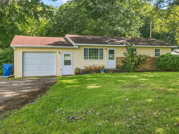 13056 Nichols Rd, Montrose, MI 48457