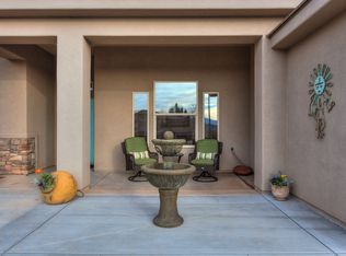 1075 S White Sands Dr, Washington, UT 84780