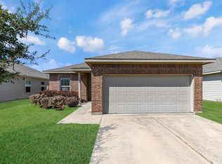 10819 Woodwind Shadows Dr, Cypress, TX 77433
