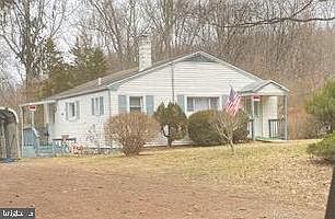 2nd image of 3210 Conowingo Rd